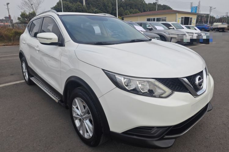 Used Nissan Qashqai 2016 1.2T CVT Fashion Edition Front Right 45 Deg
