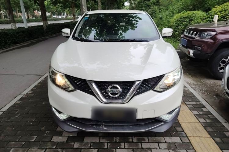 Used Nissan Qashqai 2016 2.0L CVT Elite Edition Front