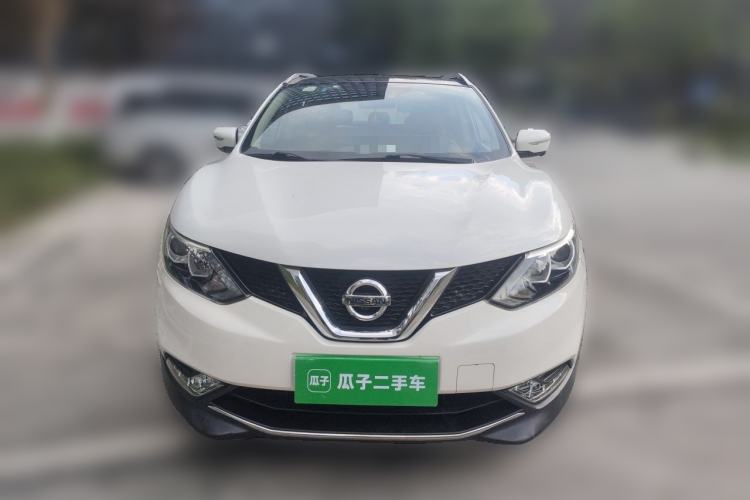 Used Nissan Qashqai 2016 2.0L CVT Luxury Edition Front