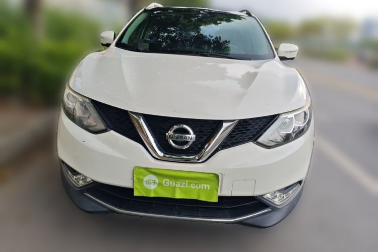 Used Nissan Qashqai 2016 2.0L CVT Luxury Edition Front