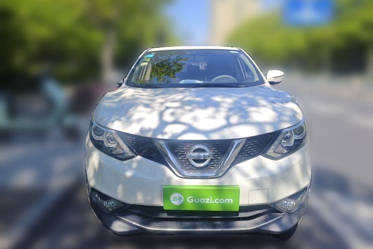 Used Nissan Qashqai 2016 2.0L CVT Elite Edition Front