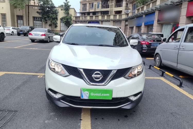 Used Nissan Qashqai 2016 2.0L CVT Elite Edition Front