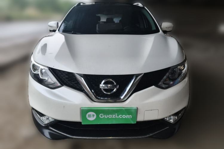 Used Nissan Qashqai 2016 2.0L CVT Luxury Edition Front