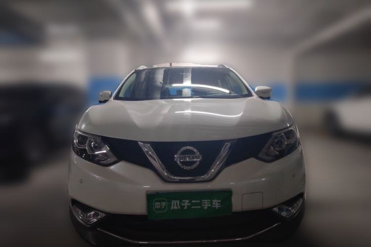 Used Nissan Qashqai 2016 2.0L CVT Luxury Edition Front