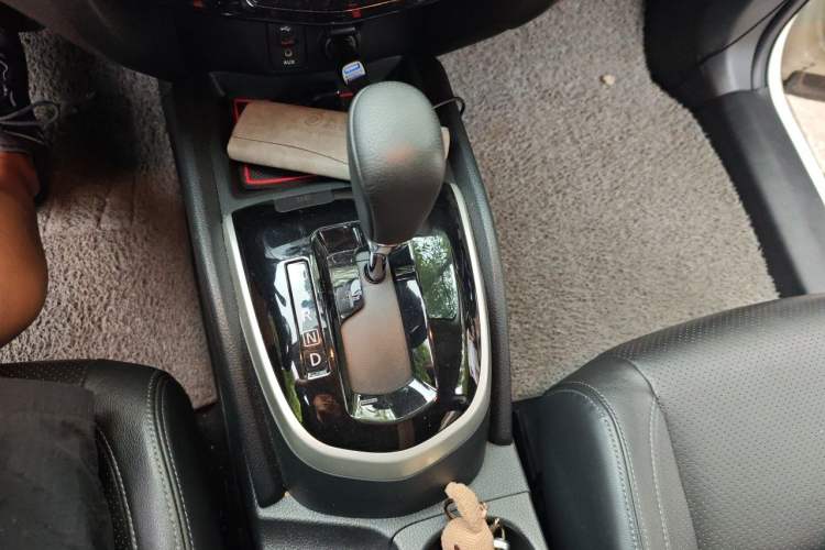 Used Nissan Qashqai 2016 2.0L CVT Flagship Edition Gear Lever