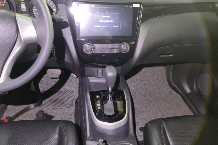 Used Nissan Qashqai 2016 2.0L CVT Elite Edition Gear Lever