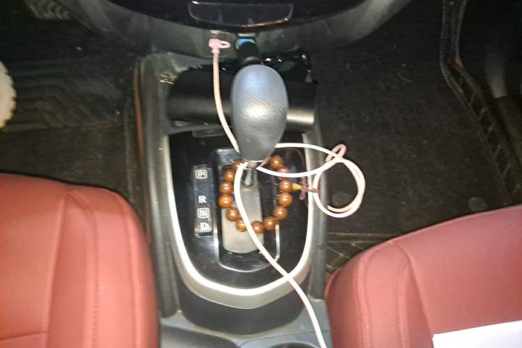 Used Nissan Qashqai 2016 2.0L CVT Elite Edition Gear Lever
