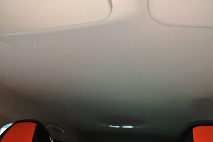 Used Nissan Qashqai 2016 2.0L CVT Elite Edition Headliner