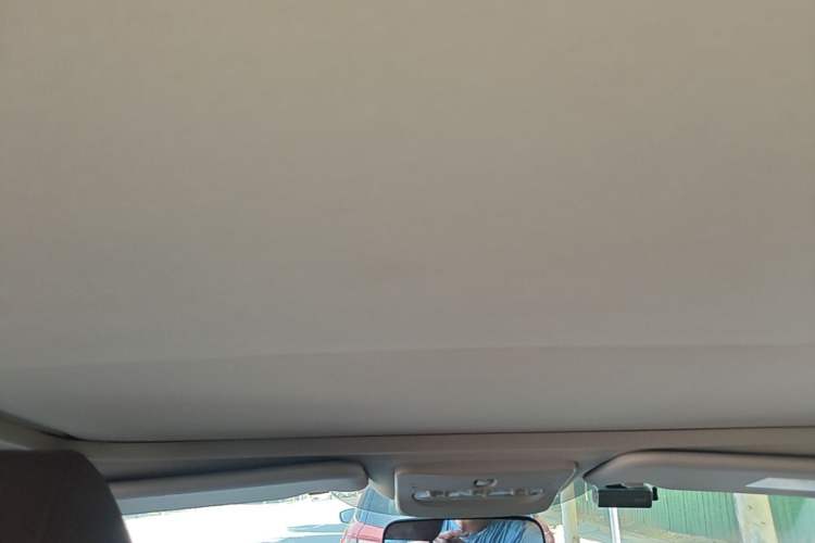 Used Nissan Qashqai 2016 2.0L CVT Luxury Edition Headliner