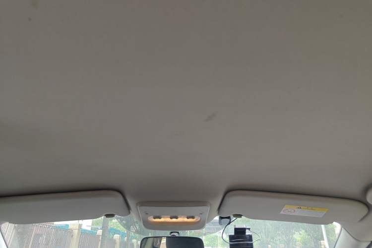 Used Nissan Qashqai 2016 2.0L CVT Elite Edition Headliner