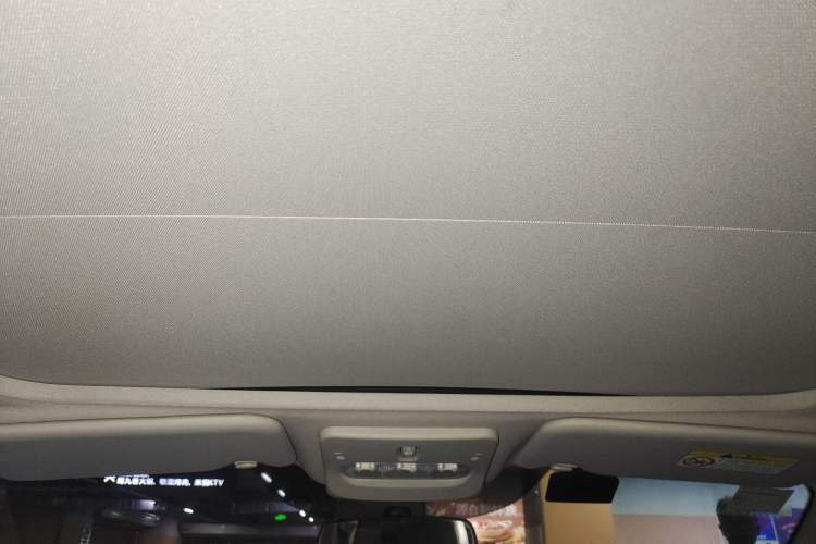 Used Nissan Qashqai 2016 2.0L CVT Luxury Edition Headliner