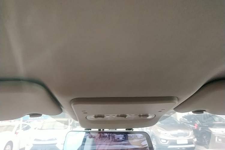 Used Nissan Qashqai 2016 2.0L CVT Elite Edition Headliner