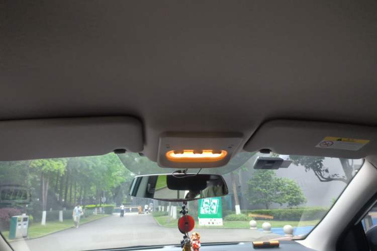 Used Nissan Qashqai 2016 2.0L CVT Elite Edition Headliner