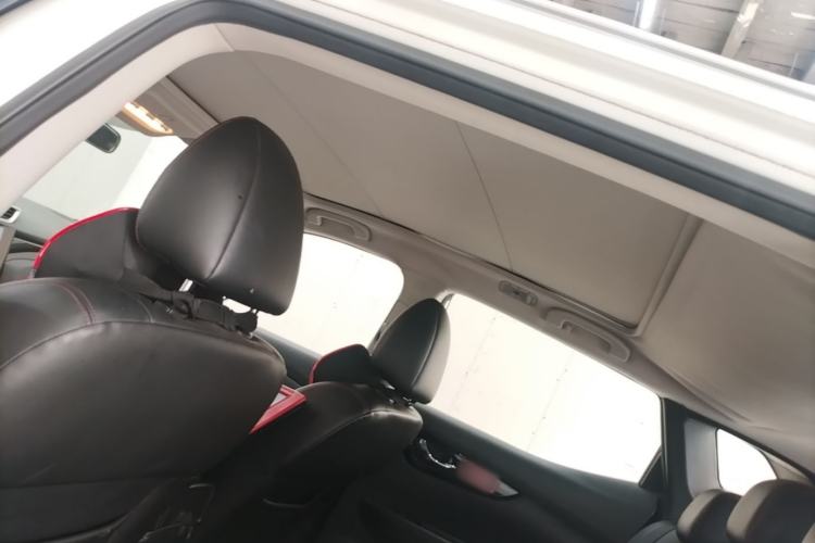 Used Nissan Qashqai 2016 2.0L CVT Luxury Edition Headliner
