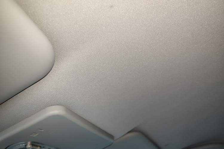 Used Nissan Qashqai 2016 2.0L CVT Elite Edition Headliner