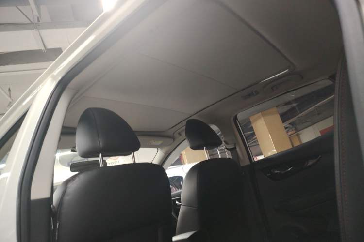 Used Nissan Qashqai 2016 2.0L CVT Luxury Edition Headliner