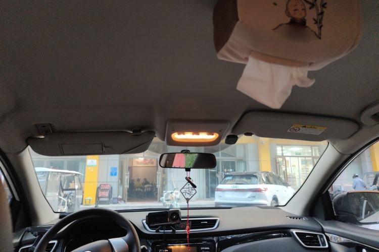 Used Nissan Qashqai 2016 2.0L CVT Elite Edition Headliner