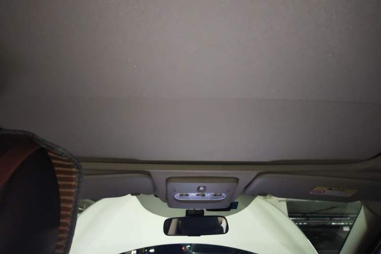 Used Nissan Qashqai 2016 2.0L CVT Luxury Edition Headliner