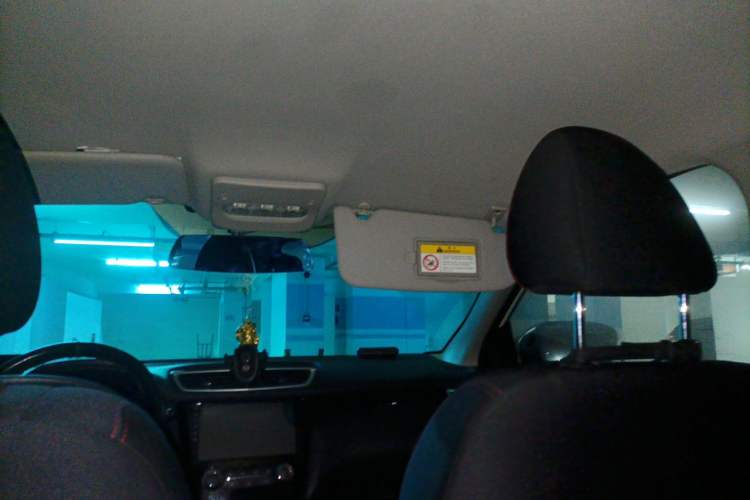 Used Nissan Qashqai 2016 2.0L CVT Elite Edition Headliner