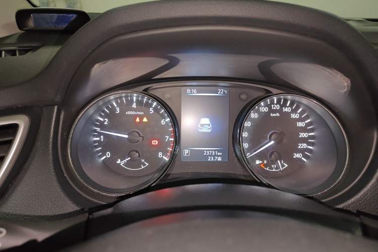 Used Nissan Qashqai 2016 2.0L CVT Elite Edition Instrument Cluster