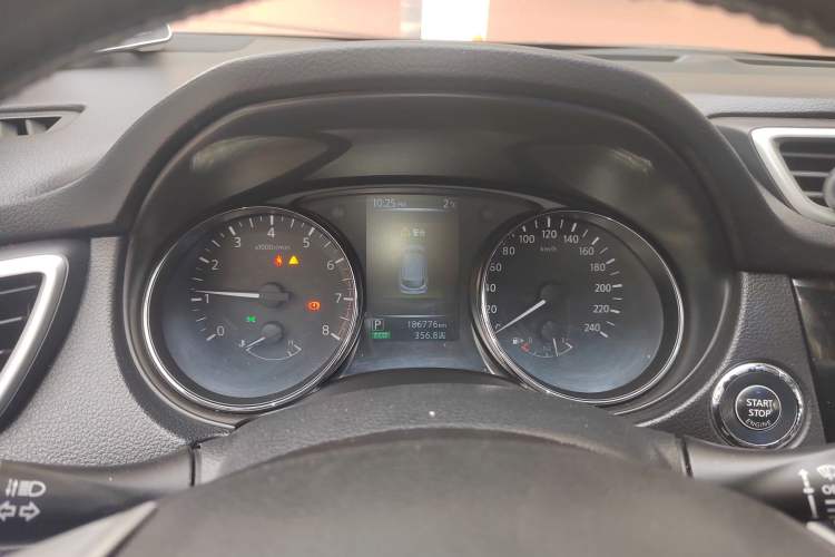 Used Nissan Qashqai 2016 2.0L CVT Luxury Edition Instrument Cluster