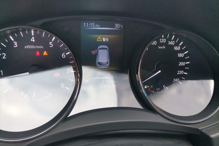 Used Nissan Qashqai 2016 2.0L CVT Elite Edition Instrument Cluster
