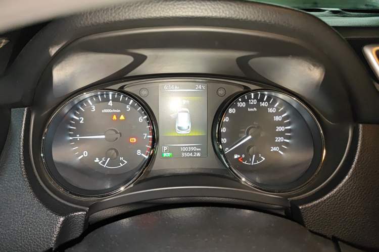 Used Nissan Qashqai 2016 2.0L CVT Elite Edition Instrument Cluster