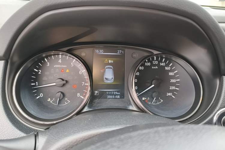 Used Nissan Qashqai 2016 2.0L CVT Luxury Edition Instrument Cluster