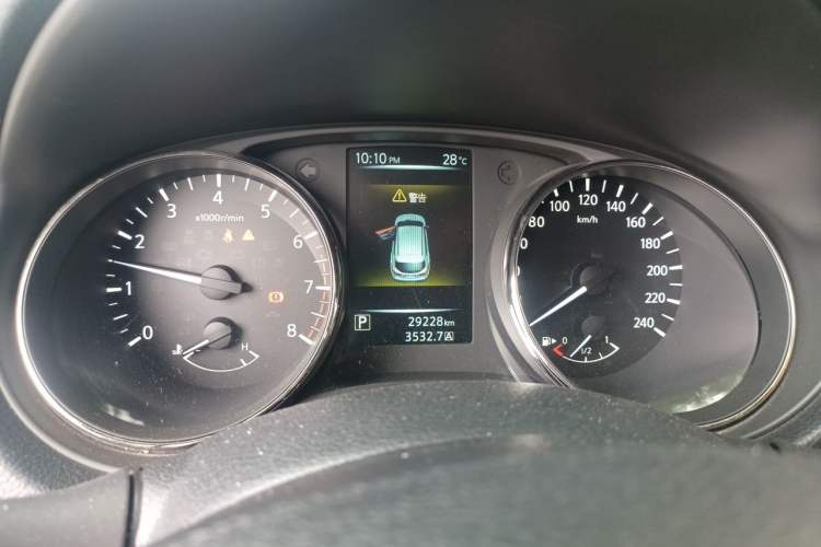 Used Nissan Qashqai 2016 2.0L CVT Elite Edition Instrument Cluster