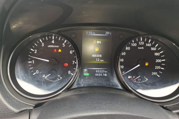 Used Nissan Qashqai 2016 2.0L CVT Luxury Edition Instrument Cluster