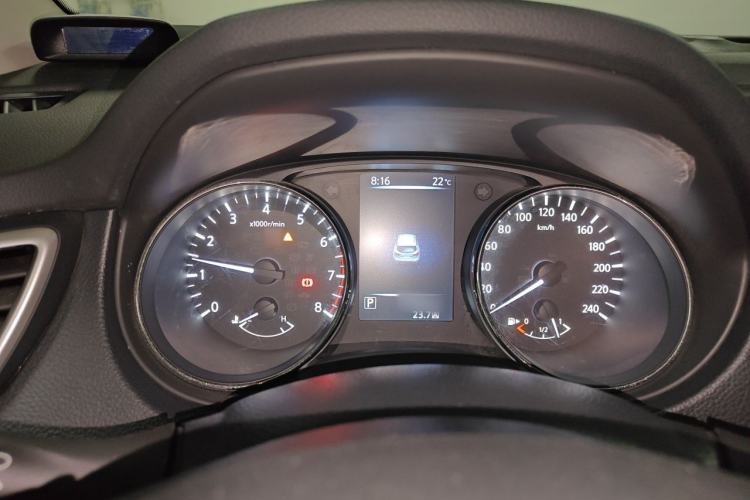 Used Nissan Qashqai 2016 2.0L CVT Elite Edition Instrument Cluster