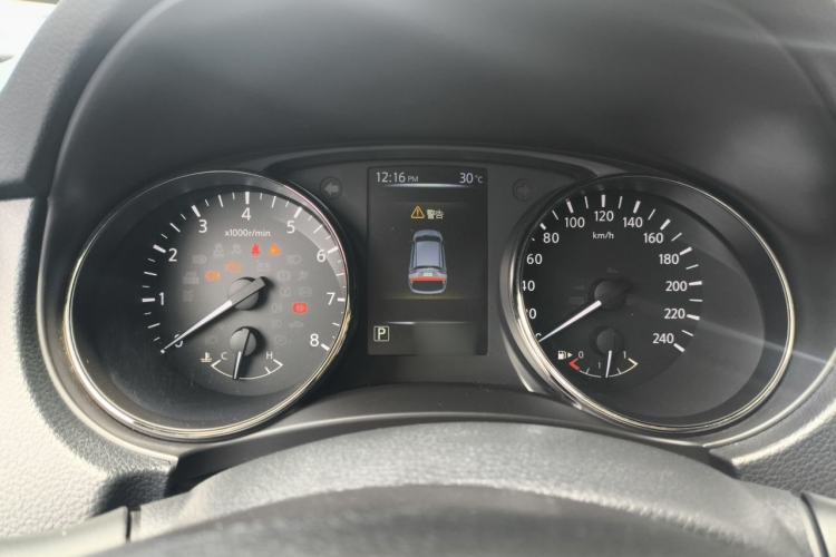 Used Nissan Qashqai 2016 2.0L CVT Luxury Edition Instrument Cluster