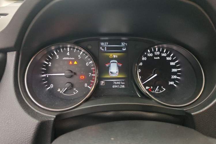 Used Nissan Qashqai 2016 2.0L CVT Flagship Edition Instrument Cluster
