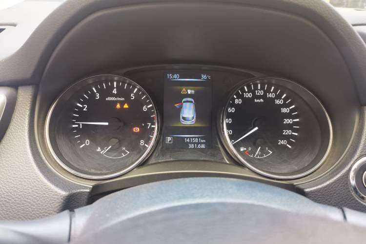 Used Nissan Qashqai 2016 2.0L CVT Luxury Edition Instrument Cluster