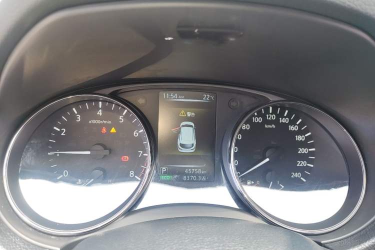 Used Nissan Qashqai 2016 2.0L CVT Luxury Edition Instrument Cluster