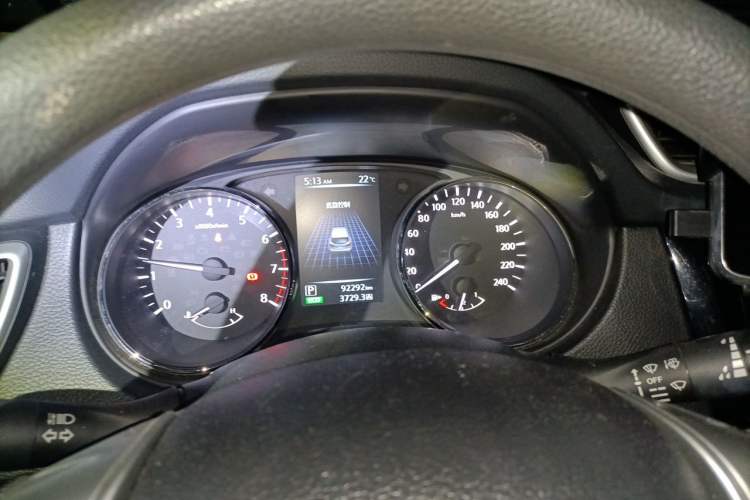Used Nissan Qashqai 2016 2.0L CVT Elite Edition Instrument Cluster