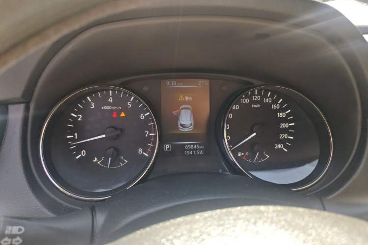 Used Nissan Qashqai 2016 2.0L CVT Elite Edition Instrument Cluster