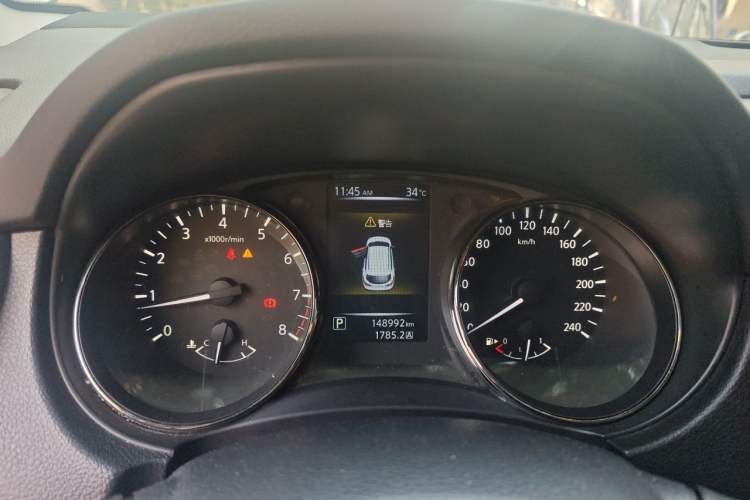 Used Nissan Qashqai 2016 2.0L CVT Elite Edition Instrument Cluster