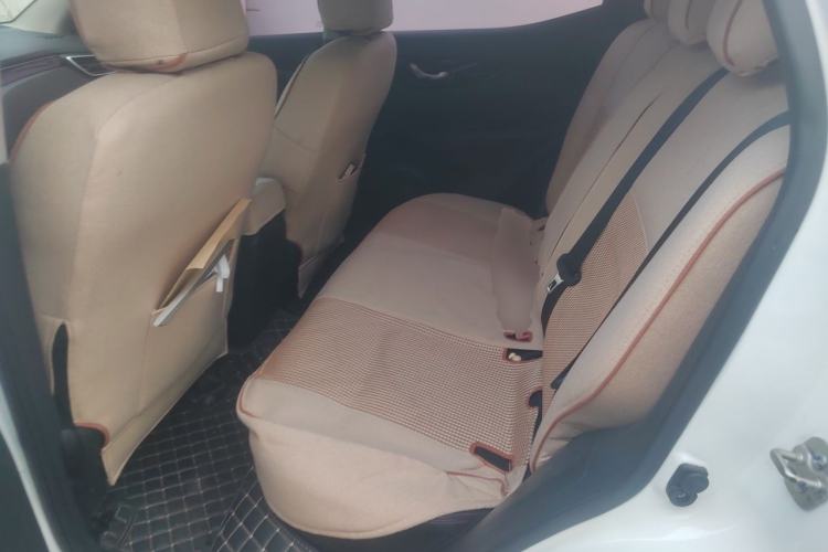 Used Nissan Qashqai 2016 2.0L CVT Leading Edition Interior 4