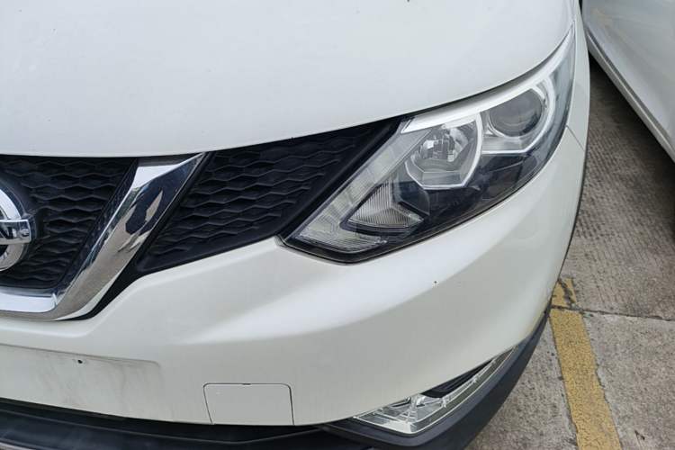 Used Nissan Qashqai 2016 2.0L CVT Elite Edition Left Front Headlight
