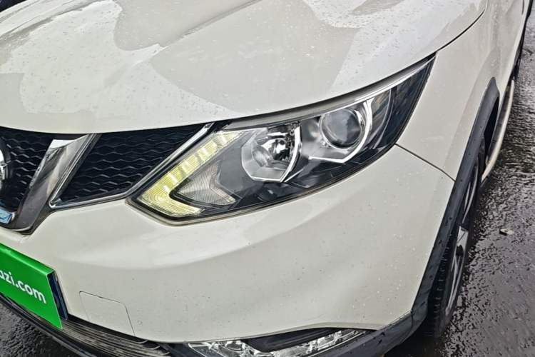 Used Nissan Qashqai 2016 2.0L CVT Luxury Edition Left Front Headlight