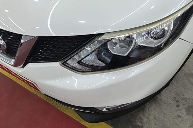 Used Nissan Qashqai 2016 2.0L CVT Elite Edition Left Front Headlight