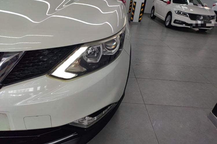 Used Nissan Qashqai 2016 2.0L CVT Elite Edition Left Front Headlight