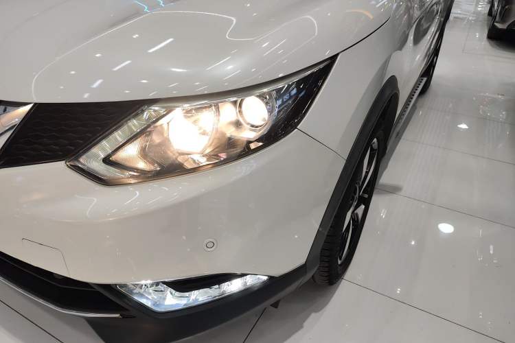 Used Nissan Qashqai 2016 2.0L CVT Flagship Edition Left Front Headlight