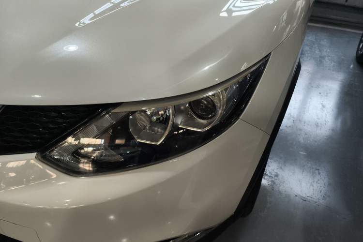 Used Nissan Qashqai 2016 2.0L CVT Elite Edition Left Front Headlight