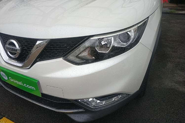 Used Nissan Qashqai 2016 2.0L CVT Luxury Edition Left Front Headlight