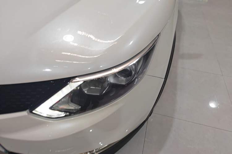 Used Nissan Qashqai 2016 2.0L CVT Elite Edition Left Front Headlight