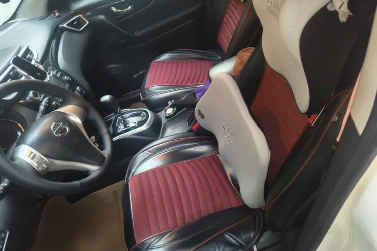 Used Nissan Qashqai 2016 2.0L CVT Elite Edition Left Front Seat