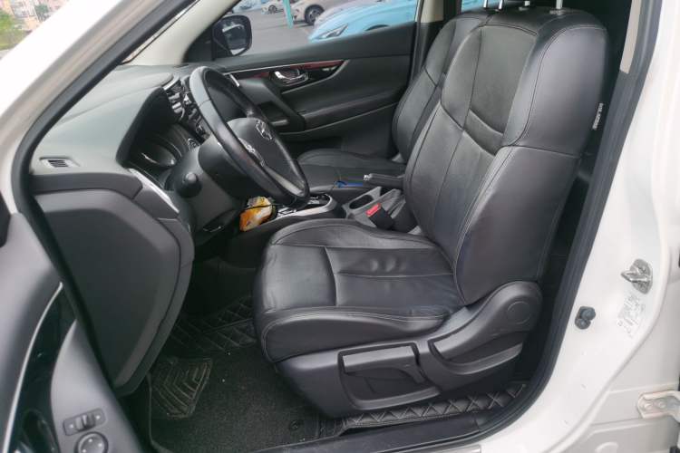 Used Nissan Qashqai 2016 2.0L CVT Flagship Edition Left Front Seat