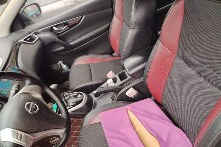 Used Nissan Qashqai 2016 2.0L CVT Luxury Edition Left Front Seat